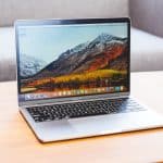 Apple aggiunge il display true tone a macbook air e la touch bar ai macbook pro entry level %apple aggiunge il display true tone a macbook air e la touch bar ai macbook pro entry levelcount(title)% Apple aggiunge il display true tone a macbook air e la touch bar ai macbook pro entry level