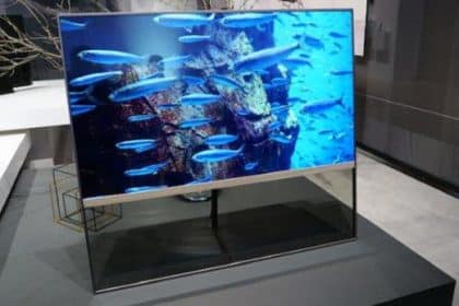 La tv trasparente è realtà: panasonic introduce la tv oled traslucida