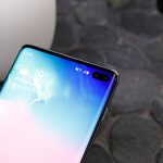 Samsung galaxy s10: come nascondere la camera frontale