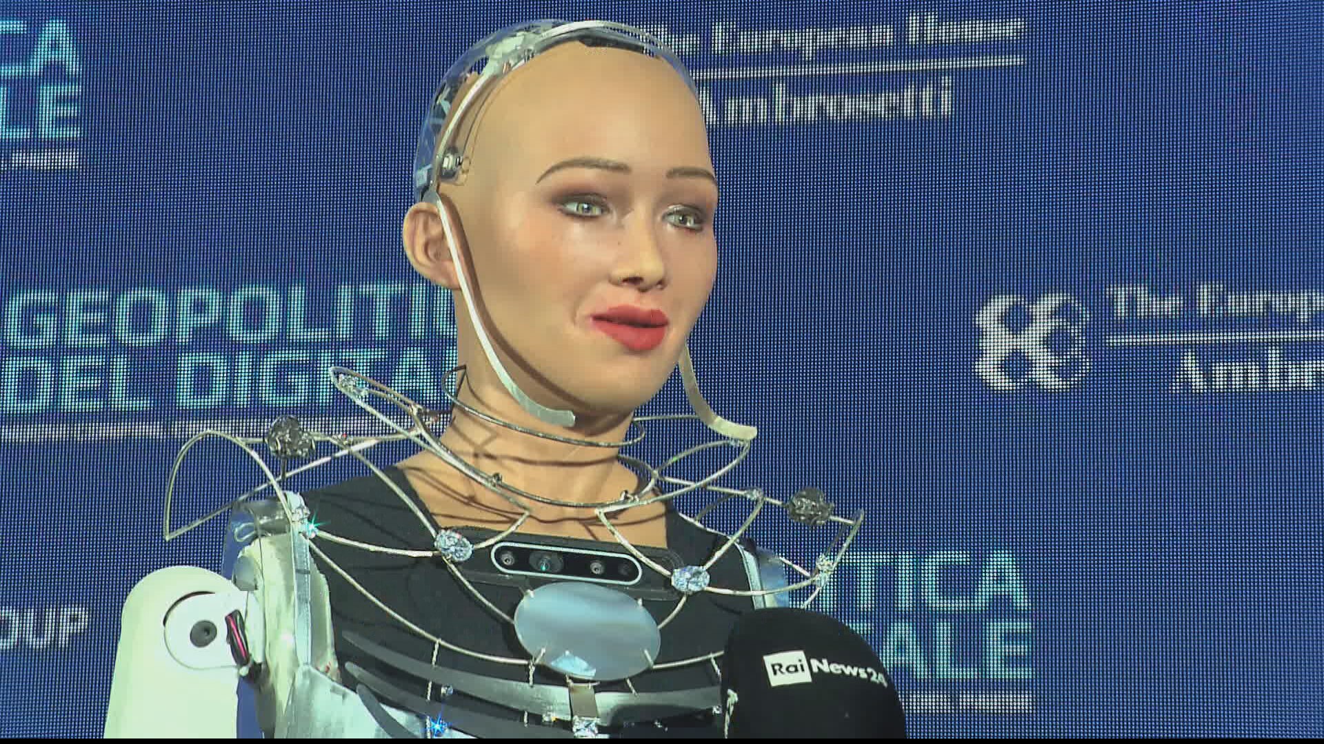 Arriva Sophia Il Robot Più Simile All Essere Umano