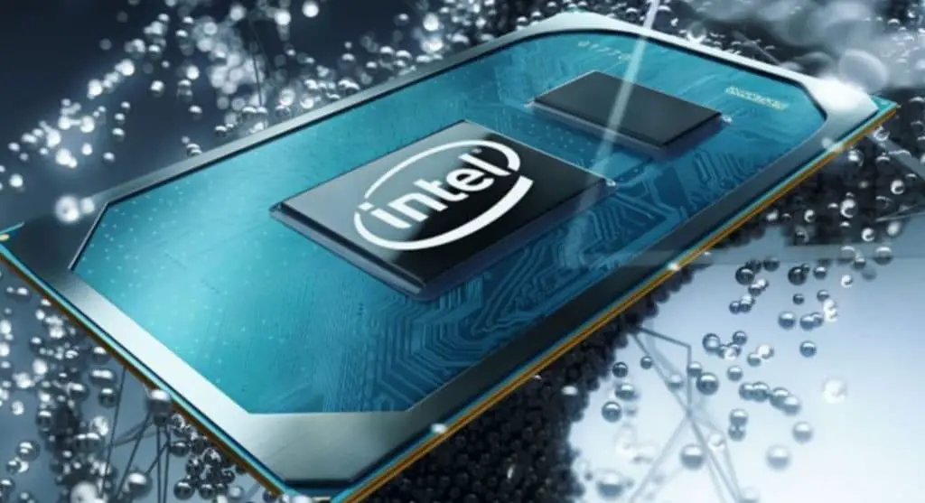 La linea di cpu intel core di undicesima generazione per desktop con nome in codice rocket lake-s verrà lanciata il prossimo anno con quattro modelli includendo il falgship intel core i9-11900k. (foto) l'informazione è stata pubblicata su twitter da davidbepo e trasformata in un utile grafico da harukaze5719 che ci dà modo di dare uno sguardo generale alle nuove cpu e alle rispettive specifiche. La gamma di cpu desktop intel rocket lake-s includerà i nuovissimi core cypress cove che, come vedremo dai benchamark di cui ti parlerò nella seconda parte di questo articolo, hanno mostrato un potenziale enorme, con specifiche da vera ammiraglia. Tuttavia bando alle ciance e iniziamo a parlare delle specifiche di questi nuovi intel core di undicesima generazione che, per comodità sono descritte in dettaglio di seguito. Intel core di undicesima generazione: core i9-11900k 8 core e 16 thread rocket lake (foto) ad aprire questa lista di intel core di undecisma generazione ci pensa l'intel core i9-11900k il quale sarà la cpu desktop rocket lake di di punta. Il chip presenterà 8 core e 16 thread e ciò si tradurrà in 16 mb di cache l3 (2 mb per core) e 4 mb di cache l2 (512 kb per core). In termini di boost clock, l'intel core di undicesima generazione funziona a frequenze di base di 3,5 ghz ma per quanto riguarda il boost, la cpu presenterà un boost clock massimo di 5,2 ghz (1 core) mentre la frequenza di boost all-core verrà mantenuta a 4,8 ghz. Il chip presenterà anche thermal velocity boost che dovrebbe fornire un salto di 100 mhz nella frequenza di clock massima, ciò dovrebbe portare a un boost clock single-core di 5,3 ghz, rendendola la prima cpu a raggiungere una frequenza così alta fuori dagli schemi. Tuttavia, ricorda che indipendentemente dall'utilizzo dei core cypress cove, l'intel core i9-11900k presenterà core e thread inferiori rispetto all'intel core i9-10900k, ciò è in parte dovuto al backporting di cypress cove sul raffinato nodo di processo a 14 nm. (foto) si dice che la cpu presenti un limite di potenza del 1° stadio di 125 w che è standard per una sku intel di punta, mentre invece il limite di potenza del 2° stadio o pl2 è valutato a 250 w. Ciò significa che quando raggiunge la velocità di clock massima pubblicizzata, la cpu potrebbe effettivamente prelevare la suddetta quantità di watt dall'alimentatore rendendolo uno dei chip a 8 core più assetati di energia mai prodotti. Questo potrebbe anche spiegare perché intel non ha scelto 10 core e 20 thread sulla sua linea intel core di undicesima generazione poiché si sarebbe rivelato essere un mostro assetato di potenza di un chip che supera anche il limite di potenza di 250 w. Intel core di undicesima generazione: core i7-11700k 8 core e 16 thread rocket lake (foto) al secondo posto di questa lista di intel core di undicesima generazione c'è il core i7, e possiamo notare che intel non segmenterà il conteggio core/thread su un livello inferiore al core i9. Il core i7-11700k presenta la stessa configurazione di core dell'intel core i9-11900k ma viene fornito con velocità di clock ridotte. Si dice che il chip presenti un boost clock di 5,0 ghz su un singolo e 4,6 ghz su tutti i suoi 8 core. La cpu trasporterà anche la stessa quantità di cache, quindi non è cambiato nulla, ma la differenza principale dovrebbe derivare dai clock e dai limiti di potenza. Questo chip con cestello inferiore avrà un limite di circa 225-250 w in pl2 (power limit 2) mentre il limite pl1 sarà standard a 125 w. Sarà interessante vedere come le cpu rocket lake overcloccano poiché la minima differenza tra i chip core i9 e core i7 può essere superata da un piccolo overclock; per quanto riguarda i prezzi, il core i7 sarà anche più economico della variante core i9, ma non sappiamo ancora come intel determinerà il prezzo delle sue cpu desktop rocket lake-s a 8 core. (foto) ci sono rumors secondo i quali intel potrebbe valutare in modo aggressivo questa serie di intel core di undicesima generazione, piazzandoli a circa $ 400 us per il core i9 e $ 300 us per il core i7, il che potrebbe rivelarsi un'ottima decisione se vogliono davvero andare contro le parti basate sullo zen 3 di amd nel sotto i $ 500 segmento usa. Intel core di undicesima generazione: core i5-11600k 6 core e 12 thread rocket lake (foto) il core i5-11600k è un chip a 6 core con 12 thread. Il core i5-11600k dovrebbe andare contro l'amd ryzen 5 5600x che è una cpu fenomenale a sé stante. Si dice che il core i5-11600k abbia una velocità di clock di 4,9 ghz su un singolo e 4,6 ghz su tutti i core. Si noti che il thermal velocity boost non sarà disponibile sugli sku inferiori ai modelli core i9, quindi non dovremmo aspettarci un limite di frequenza esteso sugli sku core i7 e core i5, mentre per quanto riguarda le cache, il chip conterrà 12 mb di cache l3 e 3 mb di cache l2. Ora il principale terreno di prova per questo chip contro l'amd ryzen 5 5600x sarà la sua prestazione in rapporto al prezzo visto che il ryzen 5 5600x con un prezzo consigliato di $ 299 negli stati uniti è leggermente più alto in termini di prezzo se confrontato con il suo predecessore. Il core i5-11600k invece sostituirà il core i5-10600k che ha un prezzo al dettaglio di circa $ 260 us e, se intel si attiene alla sua strategia di prezzo, il core i5-11600k potrebbe effettivamente diventare un chip di vendita caldo nel mercato dei giochi mainstream. (foto) detto questo, dobbiamo anche tenere conto della disponibilità del core i5-11600k in quanto, tecnicamente, le sku tradizionali non sono influenzate molto dai problemi di fornitura come nel caso del ryzen 5 5600x, ma un piccolo ritardo nelle scorte potrebbe far perdere a intel l'opportunità di creare un'ammaccatura nel segmento ryzen 5 di amd. I consumatori hanno già visto ciò che amd ha fornito come successore del suo ryzen 5 3600x, quindi ora è il momento di vedere cosa può fare il successore del core i5-10600k. Intel core di undicesima generazione: core i5-11400 6 core e 12 thread rocket lake infine, in questa lista dei nuovi intel core di undicesima generazione, abbiamo il core i5-11400 che è una cpu desktop rocket lake di 11a generazione bloccata e non k. (foto) intel difficilmente prende la strada dei chip bloccati, anzi, è un qualcosa che fa raramente in quanto, come in questo caso, ciò divorerà le vendite delle sue sku della serie k; il core i5-11400 tra l'altro, in quanto tale, sarà un chip a 6 core e 12 thread con una configurazione del core simile al core i5-11600k ma velocità di clock inferiori di 4,4 ghz (boost di 1 core) e 4,2 ghz (boost di tutti i core). Il chip presenterà un limite di potenza standard da 65 w in pl1 e 125 w in pl2. Sebbene la cpu tecnicamente non supporti l'overclock, i fornitori di schede madri incorporeranno bios e funzionalità per aumentare i limiti di potenza delle sku non k per i chip rocket lake, ciò dovrebbe produrre una base più alta e frequenze di boost più stabili quindi, nel complesso, otterrai prestazioni simili alle sku della serie k a un prezzo inferiore. Ecco tutto ciò che sappiamo sulle cpu desktop intel core di undicesima generazione la piattaforma cpu desktop intel rocket lake-s dovrebbe supportare il socket lga 1200 che farà il suo debutto con le cpu comet lake-s anche se su schede madri della serie 400. (foto) i processori intel core di undicesima generazione verranno lanciati insieme alle schede madri della serie 500, ma da allora è stato confermato che le schede madri lga 1200 offriranno il supporto per le cpu rocket lake-s, soprattutto considerando il fatto che pcie gen 4. 0 è una caratteristica importante di z490 schede madri che sarebbero abilitate solo con l'uso di cpu desktop rocket lake-s. Tra le "main feature" di questi nuovi intel core di undicesima generazione abbiamo: prestazioni migliorate con la nuova architettura core cypress cove fino a 8 core e 16 thread (guadagni ipc a doppia cifra su skylake) nuova architettura grafica xe (prestazioni fino al 50% in più rispetto a gen9) maggiore supporto di memoria ddr4 3200 mhz corsie cpu pcie 4. 0 (disponibile sulle schede madri z490 e z590) display avanzato (hdmi 2. 0b integrato, dp1. 4a, hbr3) corsie pcie cpu x4 aggiunte = 20 corsie pcie 4. 0 cpu totali enhanced media (12 bit av1 / hvec, compressione e2e) memoria collegata alla cpu o memoria intel optane nuove caratteristiche e capacità di overclock offload audio usb cnvi e wireless-ax integrati usb 3. 2 gen 2x2 integrato (20g) lan discreta ethernet da 2,5 gb intel thunderbolt 4 discreto(compatibile usb4) si dice che l'architettura per le cpu intel core di decima generazione sia cypress cove, che secondo quanto riferito è un ibrido tra il design di sunny cove e willow cove, ma presenterà l'architettura della gpu xe gen 12. Ai colleghi di wccftech è stato anche detto che la serie di schede madri z590 con supporto thunderbolt 4. 0 sarà annunciata entro la fine dell'anno, quindi aspettatevi maggiori informazioni sulle cpu rocket lake nei prossimi mesi. I benchmark dell'intel core di undicesima generazione all'inizio di questo mese, l'intel core di undicesima generazione di punta, ovvero il core i9-11900k, è apparso nel database di benchmark ashes of the singularity abbinato a una gpu geforce rtx 3080. Ora, il processore è stato confrontato con una geforce rtx 2080 ti, consentendo di fare ulteriori confronti tra esso e altri processori desktop recenti. Https://twitter. Com/tum_apisak/status/1334669804330860544 secondo le new entry, il core i9-11900k ottiene circa 6. 075 punti con una geforce rtx 2080 ti e 32 gb di ram. Il processore ha anche raggiunto un framerate di 61,9 fps sul preset crazy_1080p che esegue il preset directx 12, al contrario, un sistema core i9-10900k simile ha ottenuto 5. 700 punti, anche se ha due core in più rispetto al core-11900k. Come ti dicevo sopra, sulla base delle informazioni passate, il flagship degli intel core di undicesima generazione, aveva già fatto trapelare le sue specifiche, inoltre avrà avrà 4 mb di cache l3 in meno rispetto al suo predecessore comet lake-s. Tuttavia, il core i9-11900k è comunque riuscito a superare il ryzen 9 5950x con un buon margine e, come mostra lo screenshot qui sopra, il ryzen 9 5950x perde quasi 500 punti e 5 fps nello stesso preset, sebbene abbia lo svantaggio di 16 gb di ram, anziché 32 gb. I due processori sono stati confrontati sulla stessa api e con la stessa gpu, come riferimento, i core aggiuntivi del ryzen 9 5950x lo aiuteranno a superare il core i9-11900k nella maggior parte dei benchmark, come abbiamo già visto su geekbench.