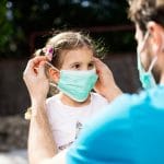 Il covid-19 può infettare i bambini e rischia di farne ammalare alcuni gravemente