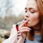 Smettere di fumare per gli adolescenti: nel 2020 forte calo %smettere di fumare per gli adolescenti: nel 2020 forte calocount(title)% Smettere di fumare per gli adolescenti: nel 2020 forte calo