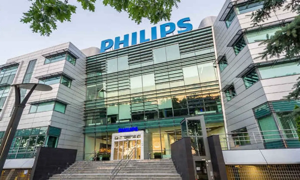 Philips Monitors Team Vitality
