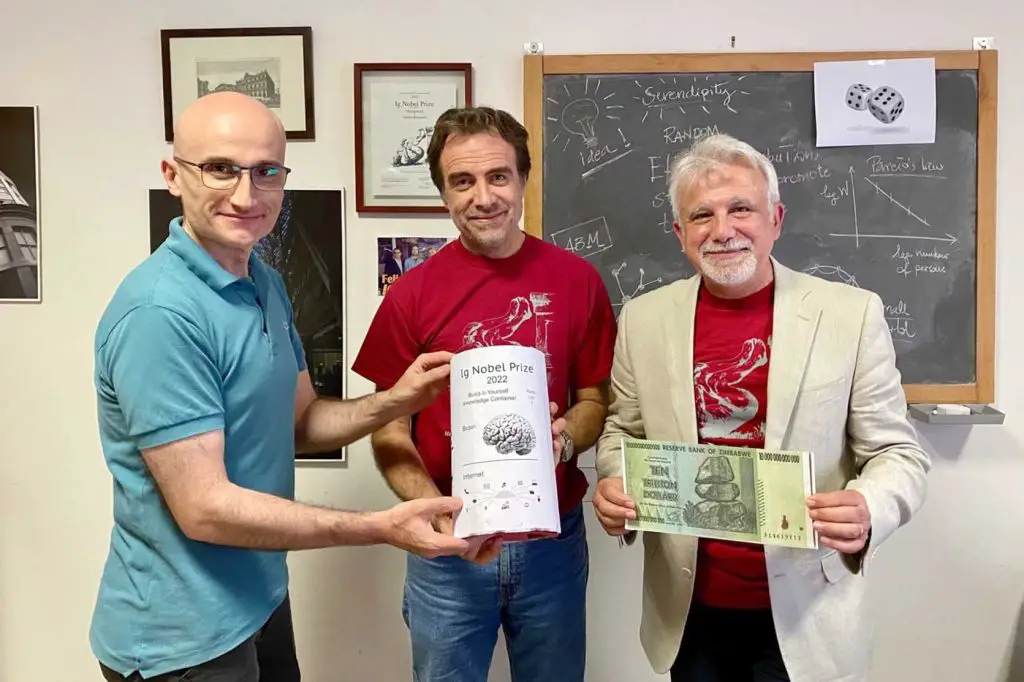 Vince il nobel ma ha il telefono spento: fred ramsdell lo scopre un giorno dopo %vince il nobel ma ha il telefono spento: fred ramsdell lo scopre un giorno dopocount(title)% Ig nobel