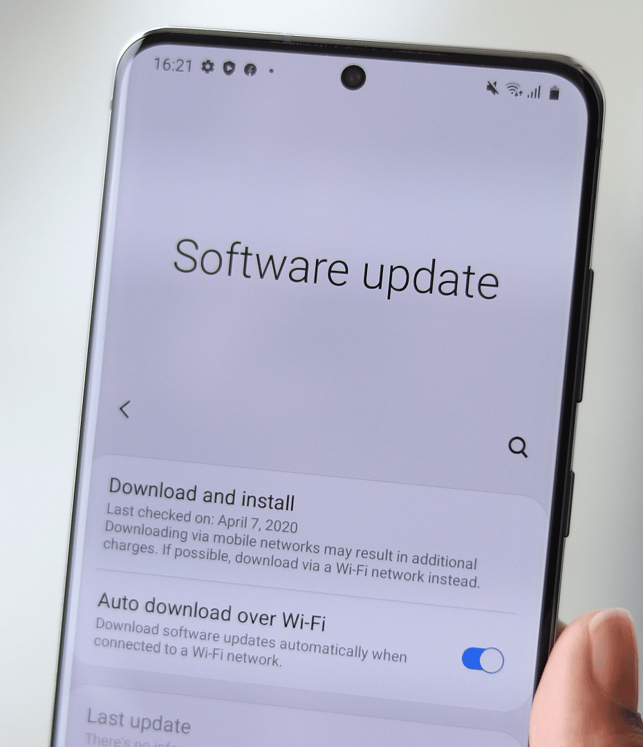 Schermata samsung per verificare aggiornamenti e livello di sicurezza