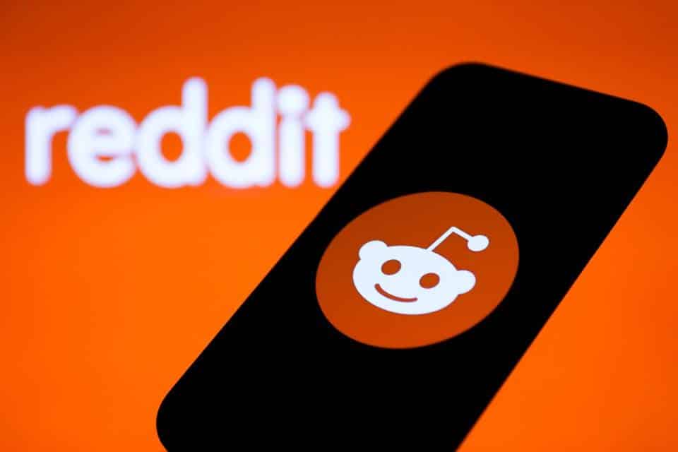 Reddit: il sito web migliora per chi non ha un account!