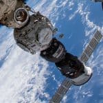 Passeggiata spaziale storica: spacex drena l'aria dalla crew dragon