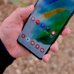 Telefono si surriscalda senza usarlo: trova l’app responsabile