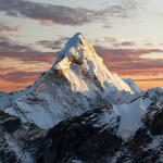 Everest: considerata la vetta più alta, si piazza "solo" 3° %everest: considerata la vetta più alta, si piazza "solo" 3°count(title)% Everest: considerata la vetta più alta, si piazza "solo" 3°