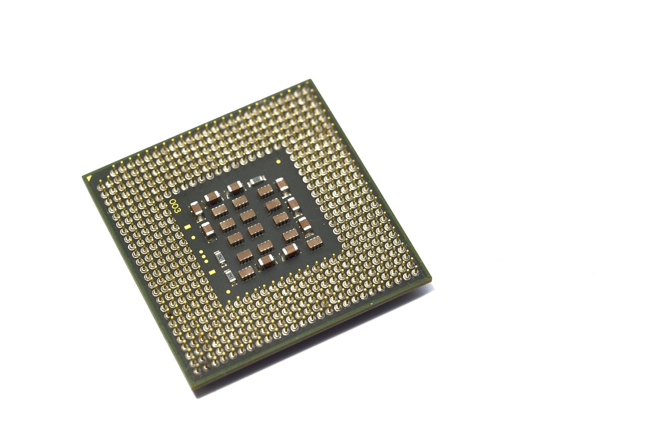 Windows 11: cpu al 100%, come capire quale processo la usa %windows 11: cpu al 100%, come capire quale processo la usacount(title)% Processore di un pc usato per diagnosticare cpu al 100% su windows 11