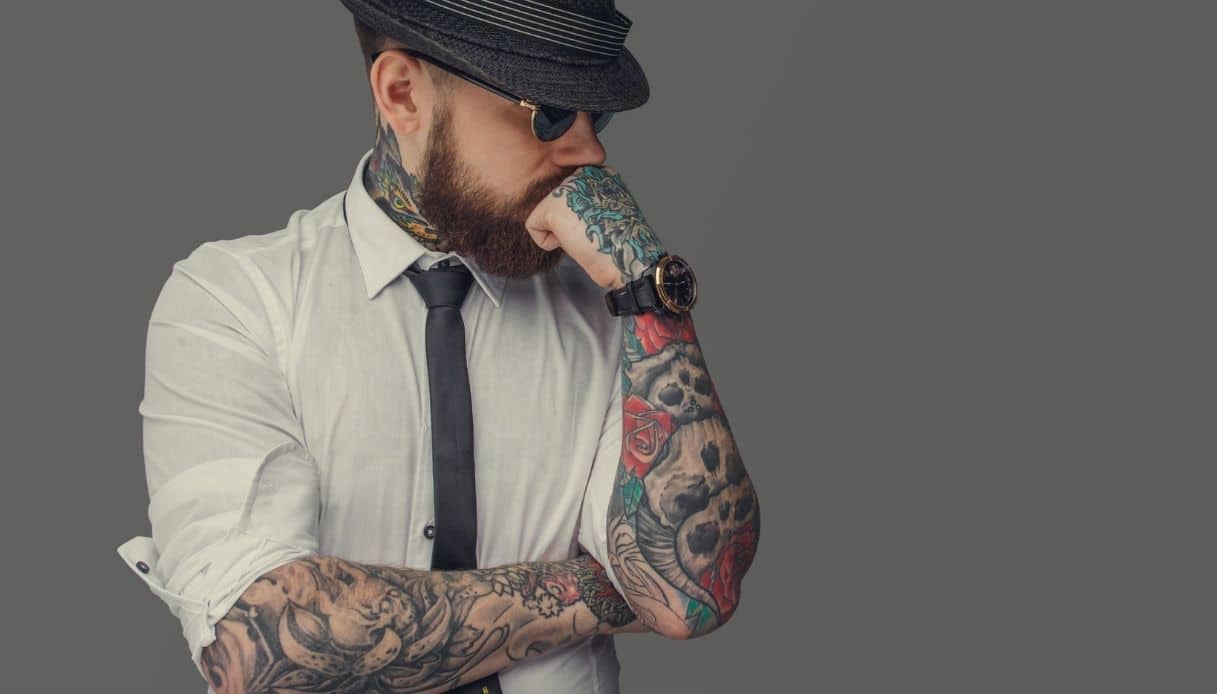 Tatuaggi: nuovo studio sui gemelli svela inquietanti correlazioni con il cancro