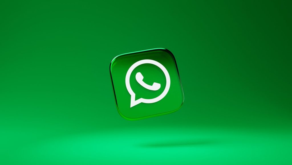 Whatsapp: in arrivo il like con il cuoricino