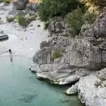 Ci rubano l'acqua per il turismo di massa: la minaccia per l'acqua del fiume shushica %ci rubano l'acqua per il turismo di massa: la minaccia per l'acqua del fiume shushicacount(title)% Ci rubano l'acqua per il turismo di massa: la minaccia per l'acqua del fiume shushica