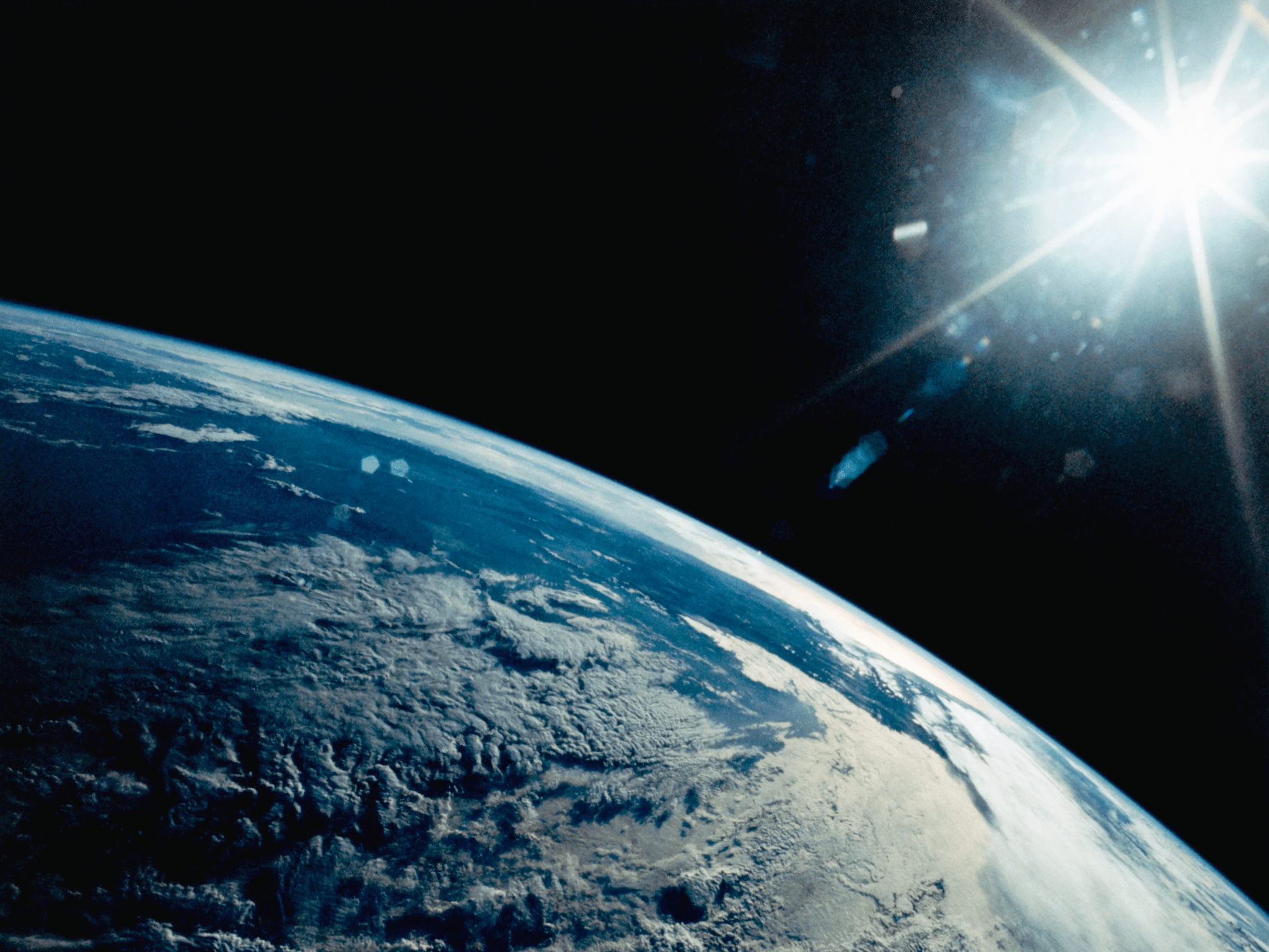 Componenti laser e collegamenti ottici per comunicazioni e metrologia