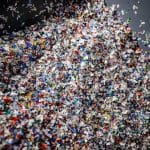 Microplastiche nei reflui: depurare l'acqua può trasformarle?