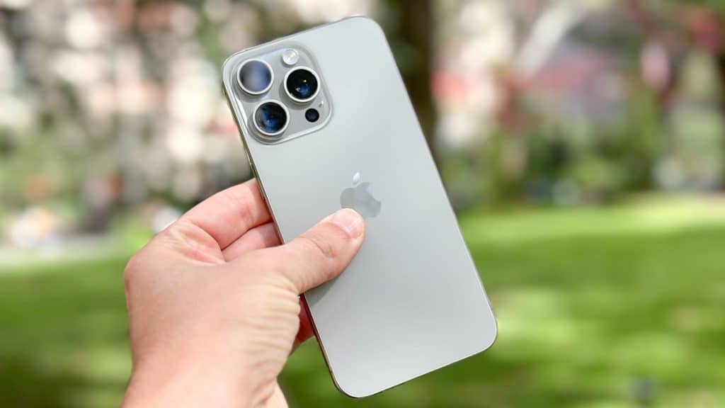 iPhone 16 and the Camera Control button: genius or useless addition?