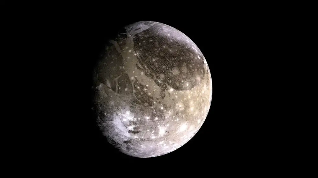 Ganymede: 3 peculiarities due to the asteroid that hit it