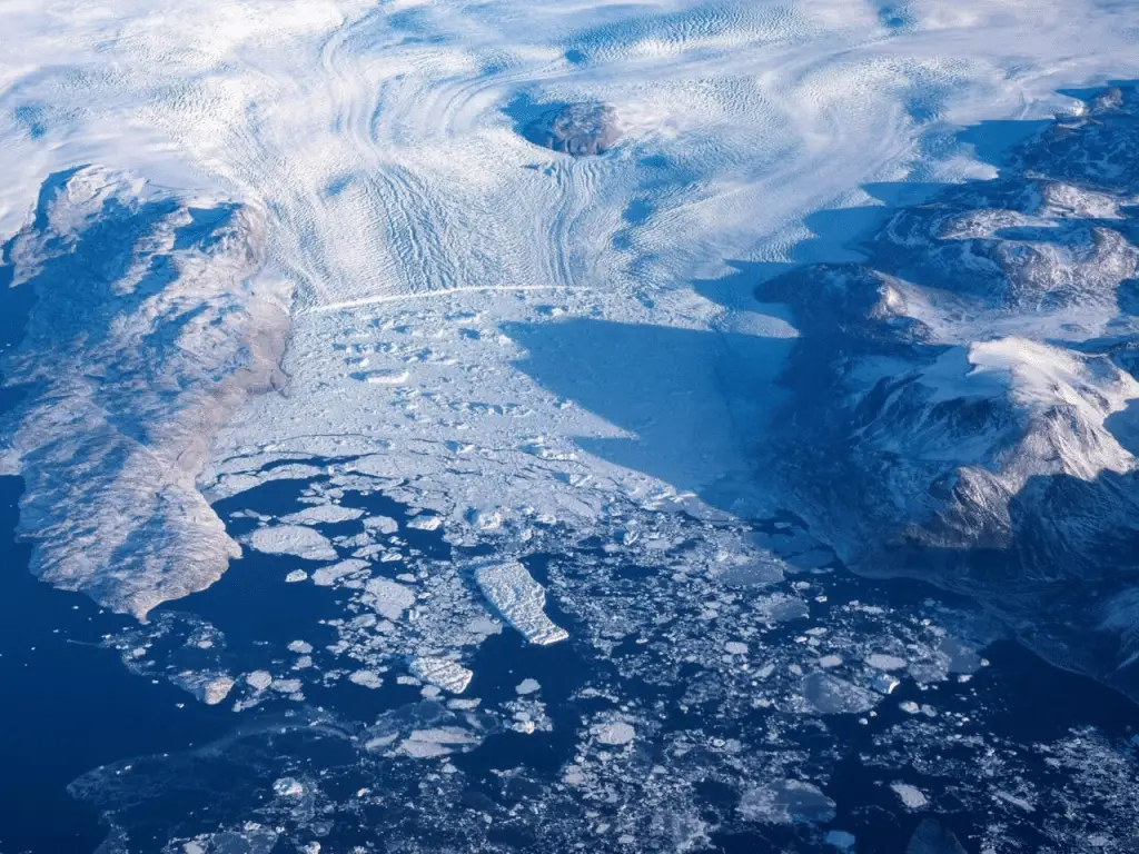 Megatsunami: 200-meter high waves in Greenland