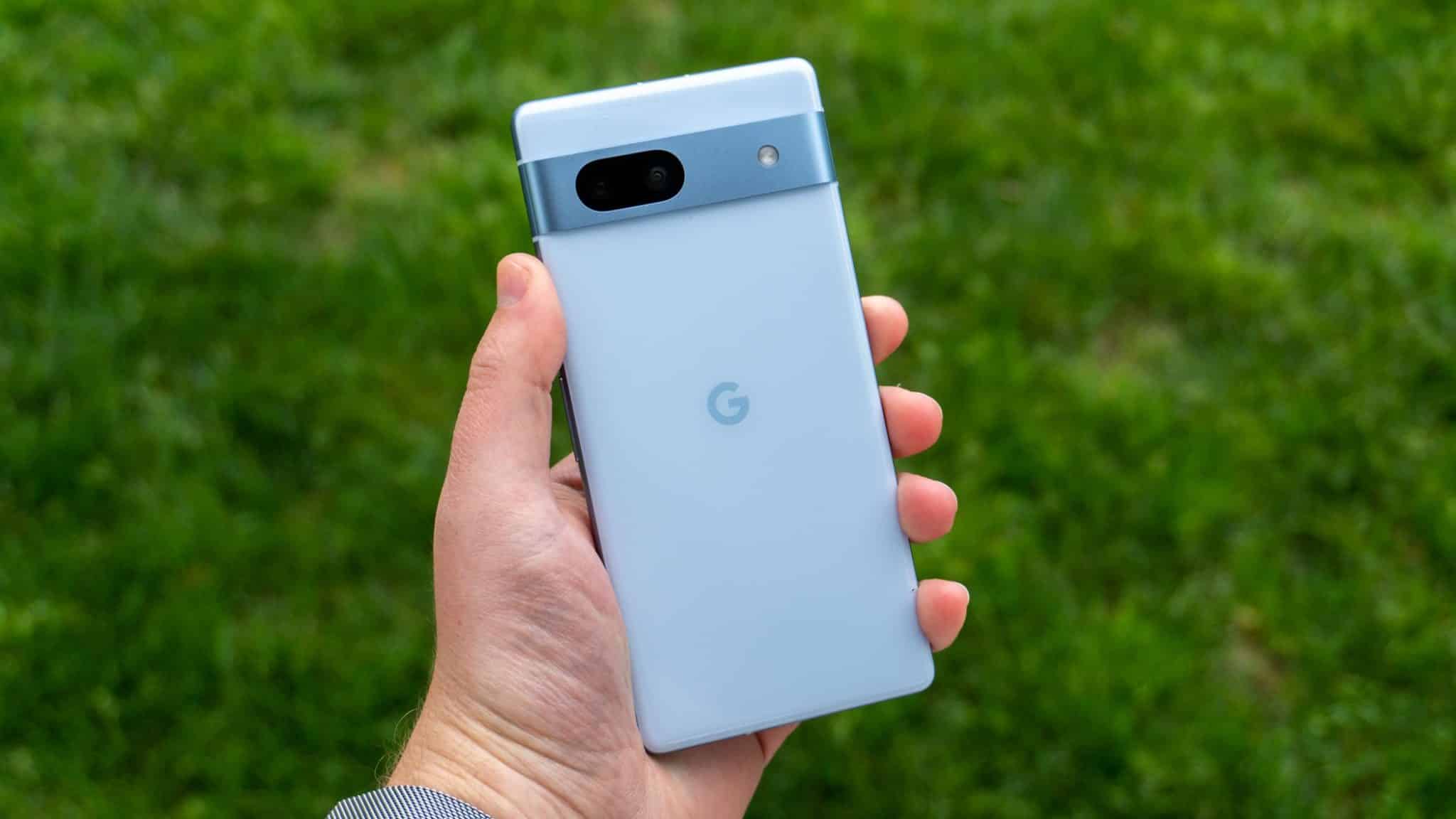 Google pixel 7a: su amazon lo smartphone "veloce" di google