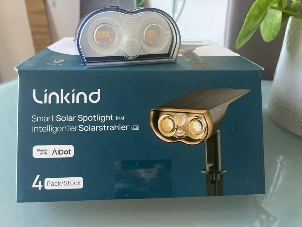 Linkind smart solar spotlight sl5