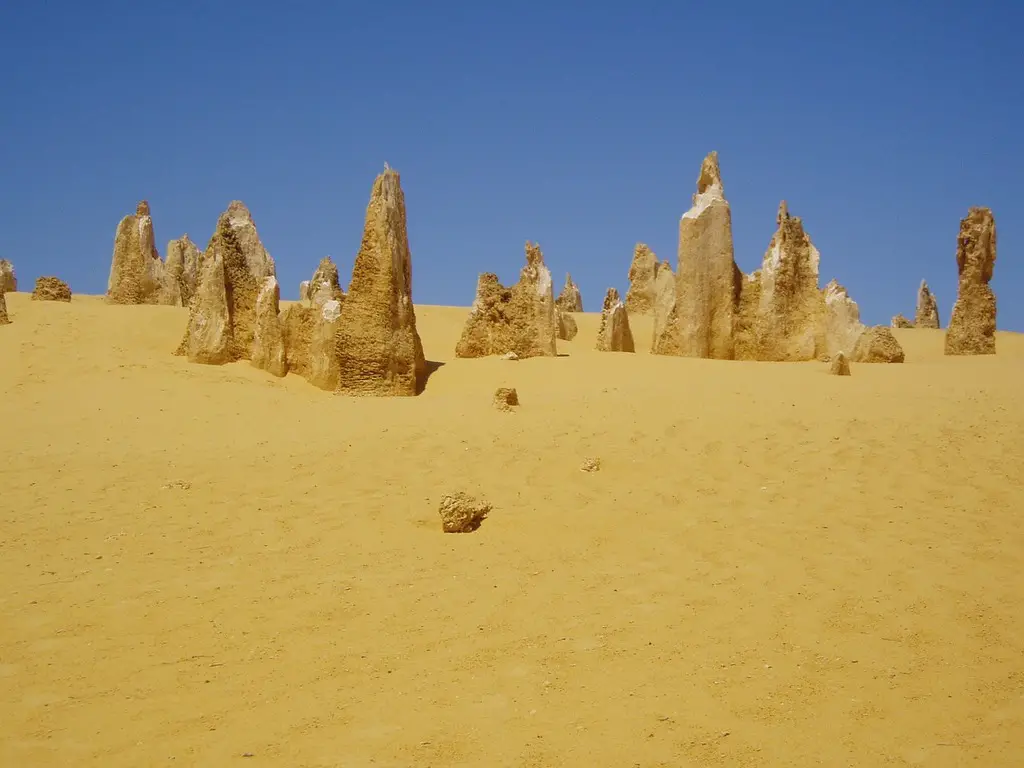 Iron nuggets in Australian pinnacles reveal information about past and future climate