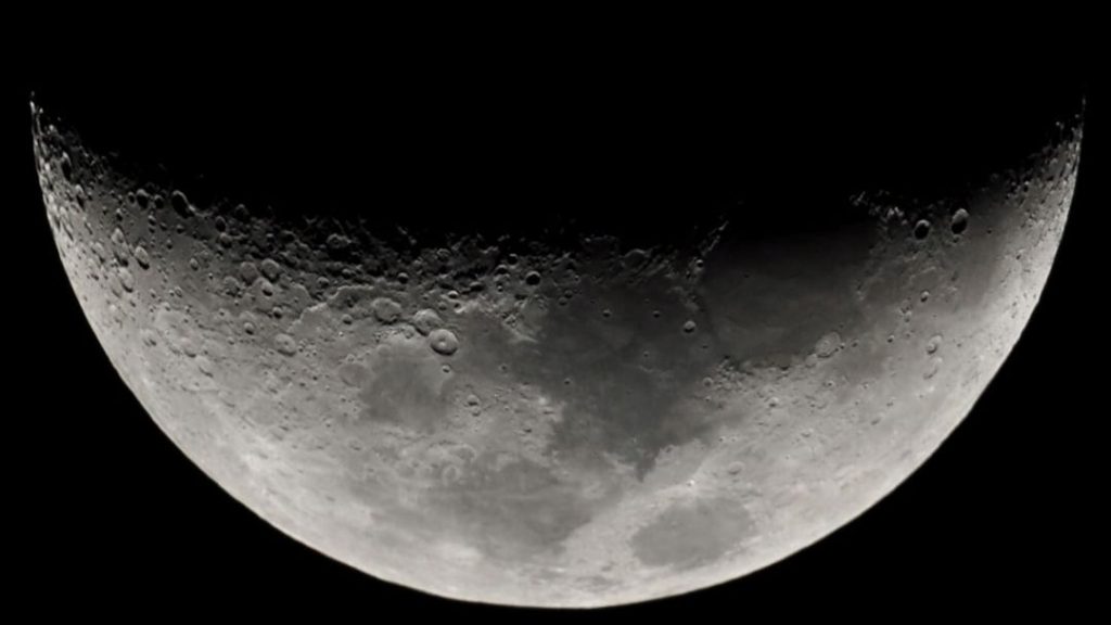 Platino lunare: c'è un tesoro da mille miliardi nascosto nei crateri della luna %platino lunare: c'è un tesoro da mille miliardi nascosto nei crateri della lunacount(title)% Platino lunare