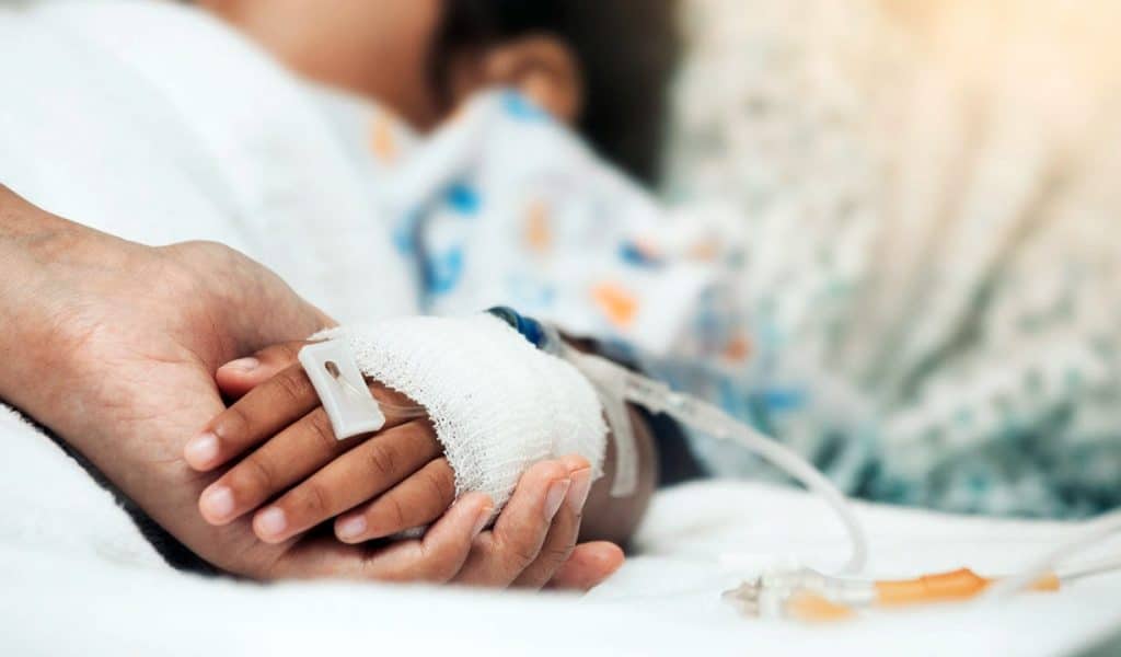 Cancro infantile: come comunicare la diagnosi a tuo figlio con empatia e chiarezza