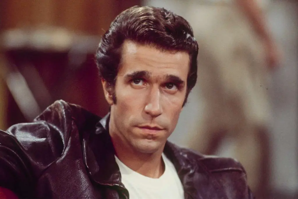 Henry winkler, il fonzie di happy days: come la neurodiversità ha forgiato un'icona, nonostante la diagnosi a 31 anni