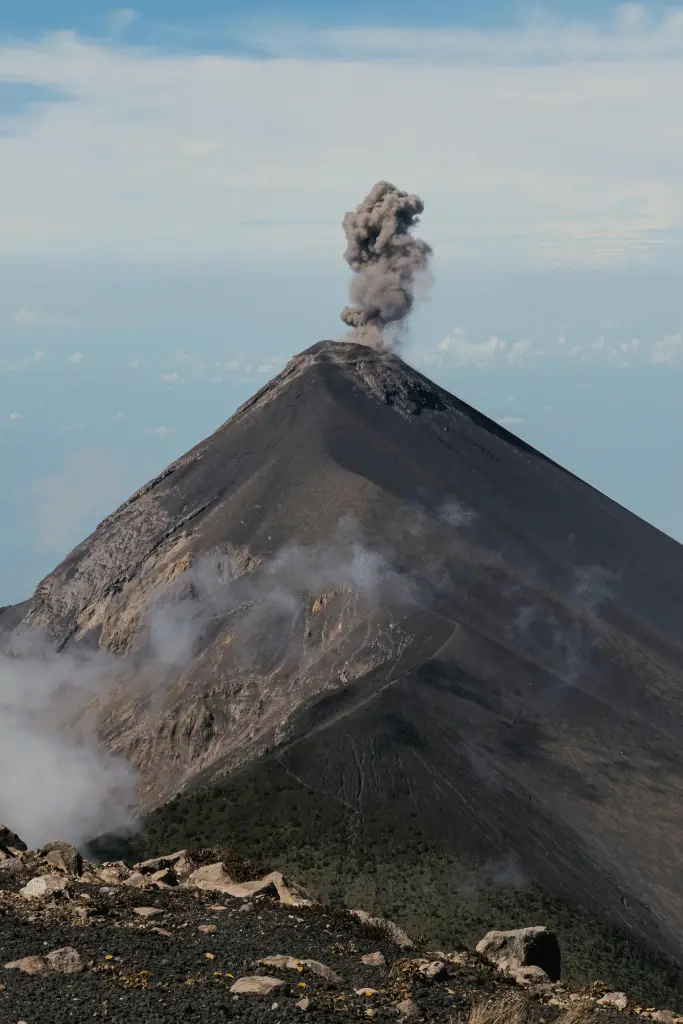 Ossigenazione del pianeta terra e il ruolo vulcani?