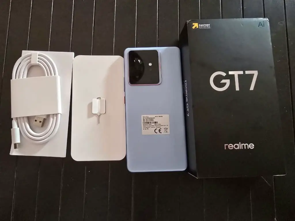 Realme gt7 e gt7t, la recensione %realme gt7 e gt7t, la recensionecount(title)% Realme gt7 e gt7t, la recensione