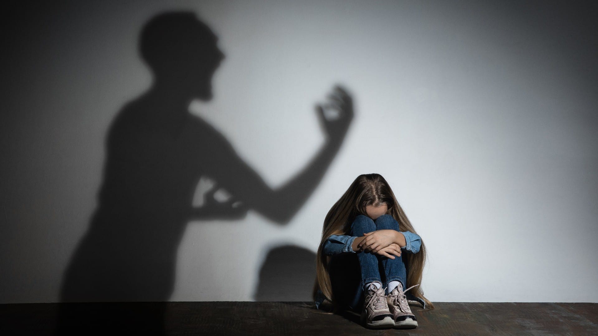 Le urla dei genitori sono impattanti come la violenza fisica per i figli