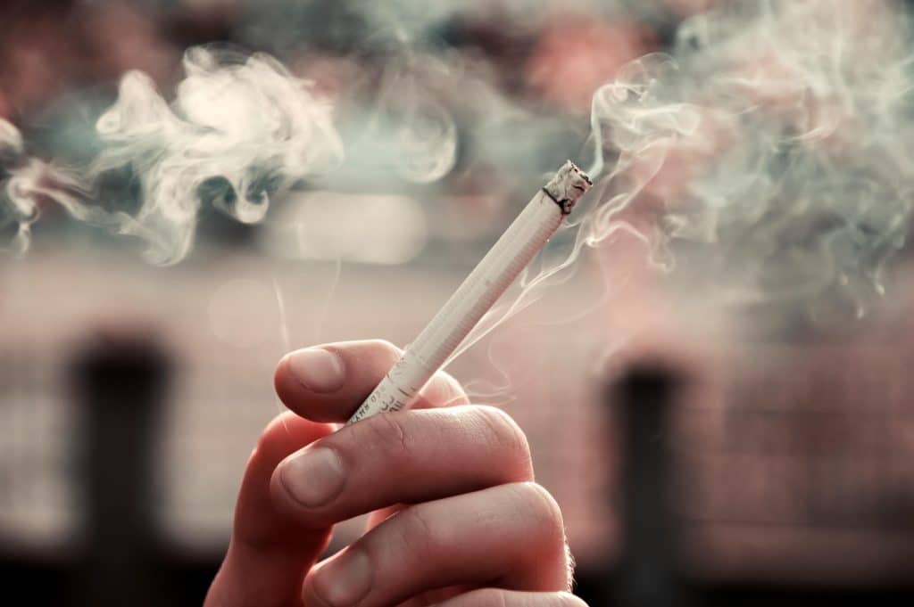 Il rapporto tra stato italiano e tabacco: una storia di monopolio e ipocrisia %il rapporto tra stato italiano e tabacco: una storia di monopolio e ipocrisiacount(title)% Il rapporto tra stato italiano e tabacco: una storia di monopolio e ipocrisia