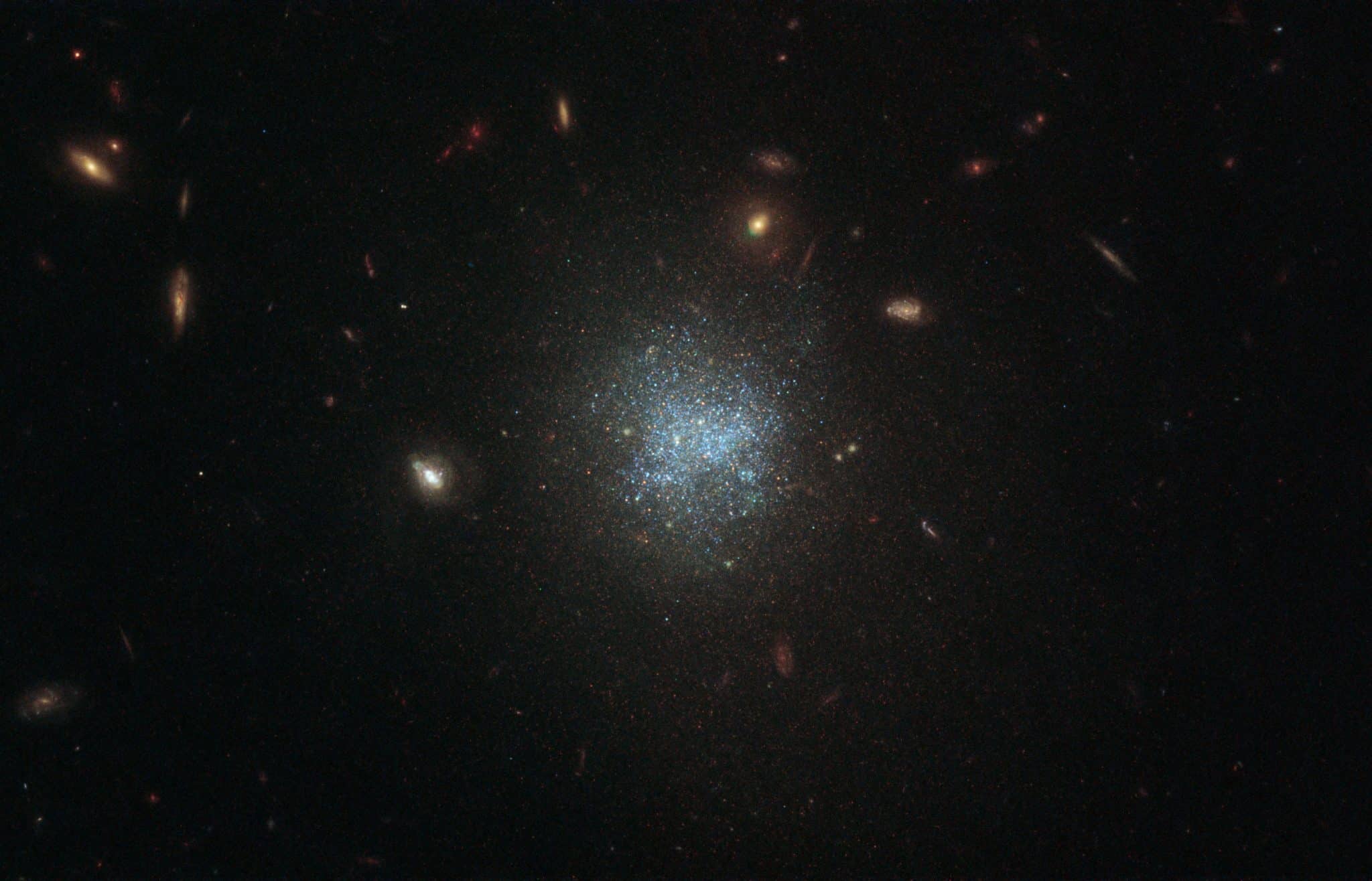 Distribuzione della materia oscura nello spazio