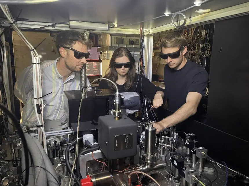Oxford batte ogni record: il calcolo quantistico ora sbaglia meno di una volta su 6,7 milioni %oxford batte ogni record: il calcolo quantistico ora sbaglia meno di una volta su 6,7 milionicount(title)% Oxford batte ogni record: il calcolo quantistico ora sbaglia meno di una volta su 6,7 milioni