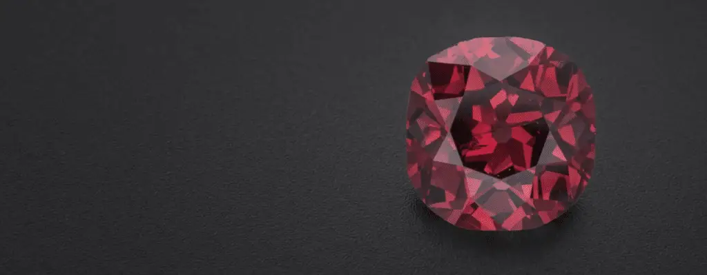 Winston red, il diamante più raro: uno su 25 milioni %winston red, il diamante più raro: uno su 25 milionicount(title)% Winston red, il diamante più raro: uno su 25 milioni