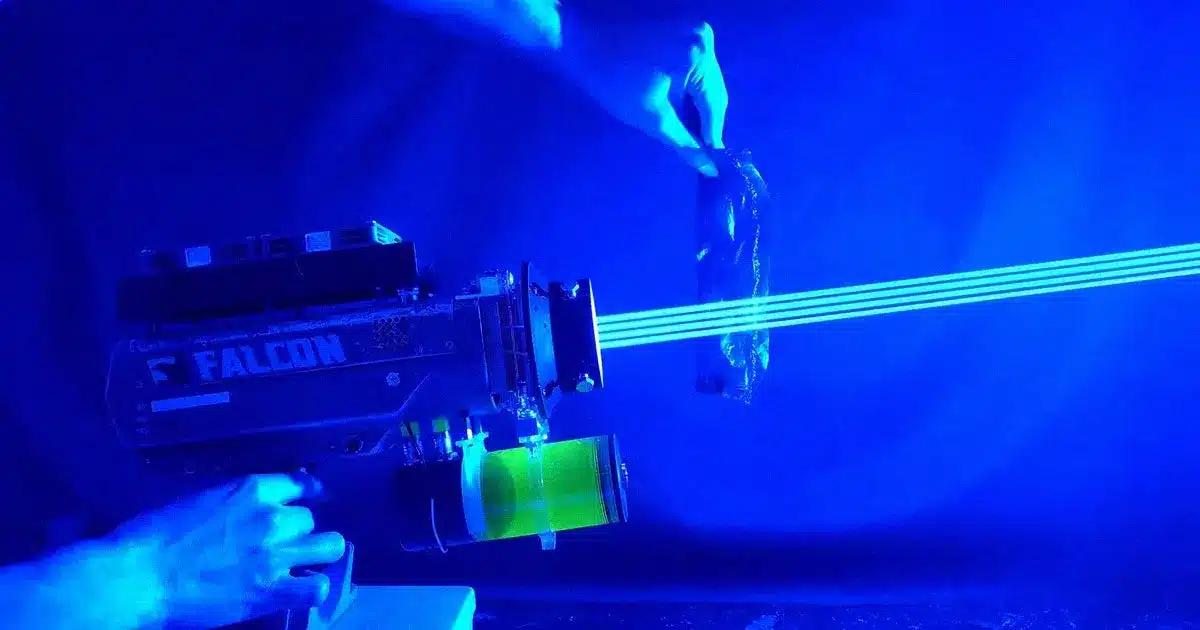 Laser