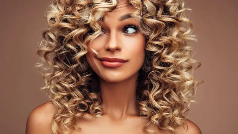 Capelli: top 5 dei trattamenti professionali più innovativi per renderli sani, lucenti e forti