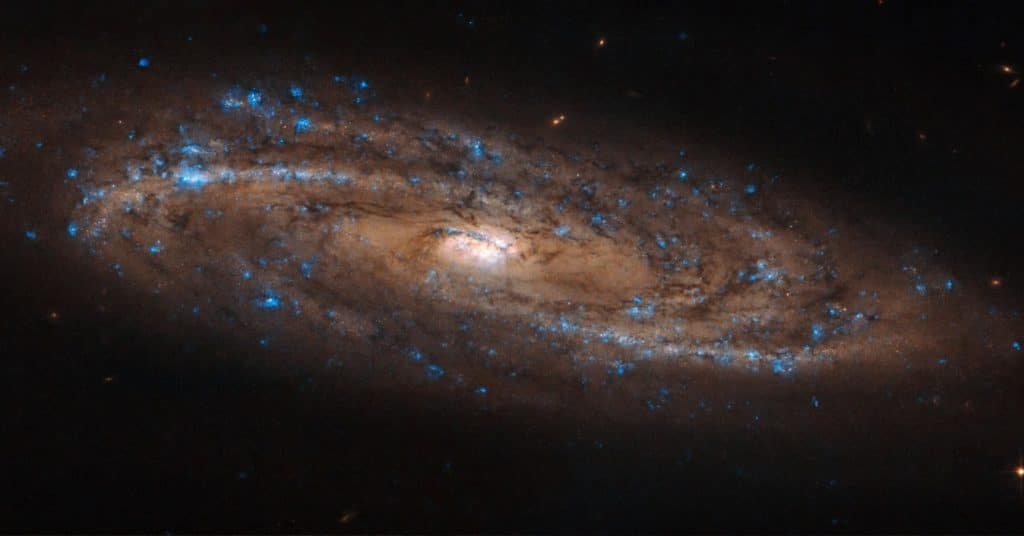 Ngc 3285b: la galassia a spirale dove ha brillato una supernova nel 2023