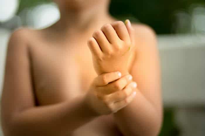 Artrite idiopatica giovanile: i trattamenti per adulti non funzionano sui bambini %artrite idiopatica giovanile: i trattamenti per adulti non funzionano sui bambinicount(title)% Artrite idiopatica giovanile: i trattamenti per adulti non funzionano sui bambini