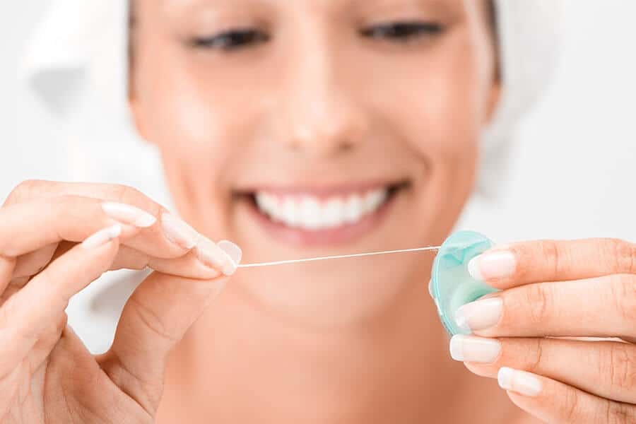 Filo interdentale imbevuto di farmaci vaccinali: il nuovo metodo per somministrare i vaccini senza aghi %filo interdentale imbevuto di farmaci vaccinali: il nuovo metodo per somministrare i vaccini senza aghicount(title)% Filo interdentale imbevuto di farmaci vaccinali: il nuovo metodo per somministrare i vaccini senza aghi