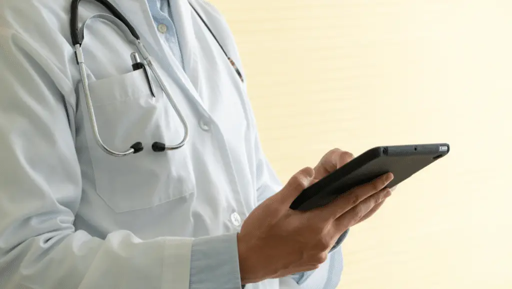 Iseg: l’ia che “vede” i tumori polmonari meglio dei medici