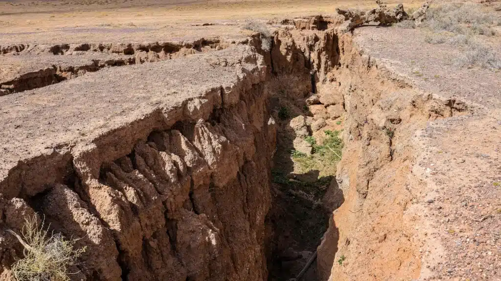 Un terremoto in myanmar svela nuovi rischi per faglie come la san andreas