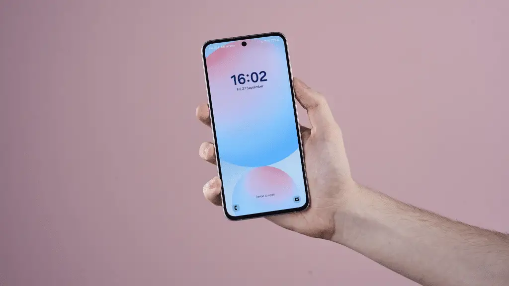 Galaxy s25 fe: i motivi per cui sembra quasi un top di gamma