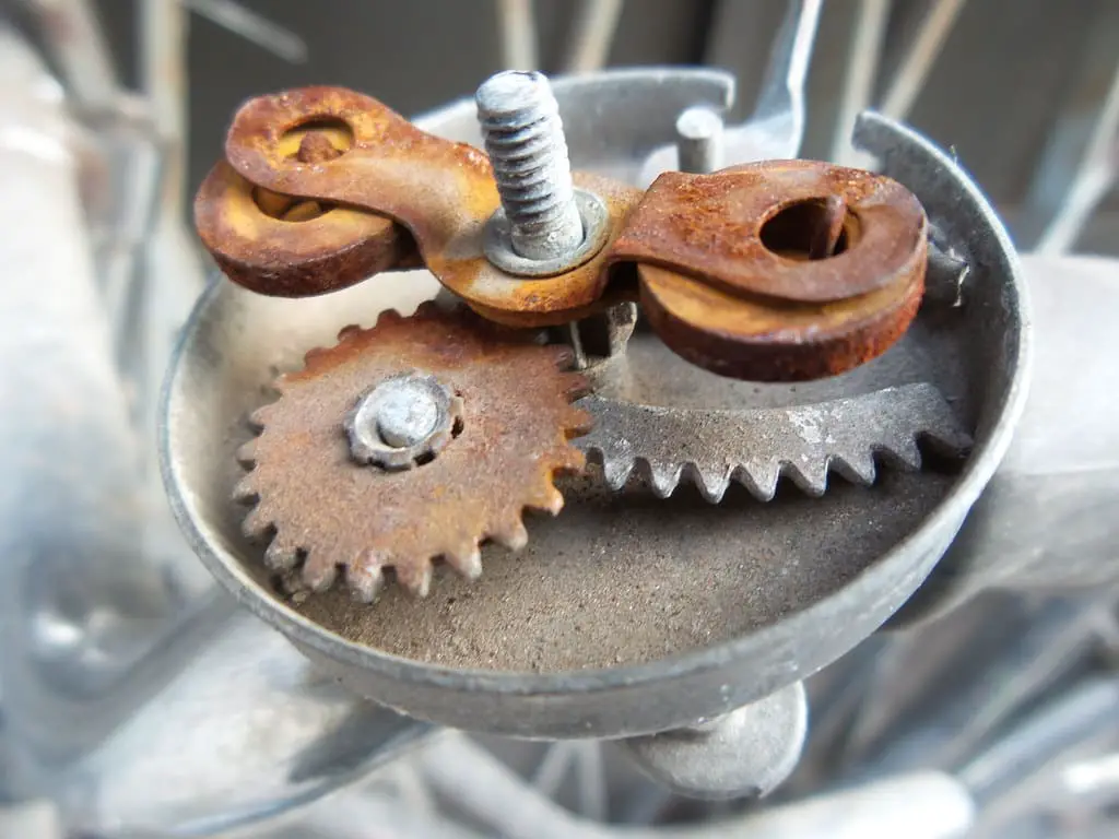 I micromotori del futuro: ingranaggi azionati dalla luce più piccoli di un capello