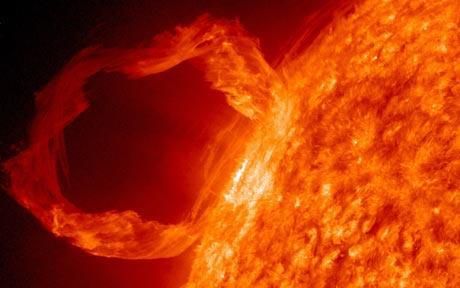 Tempesta tempesta geomagnetica (1)