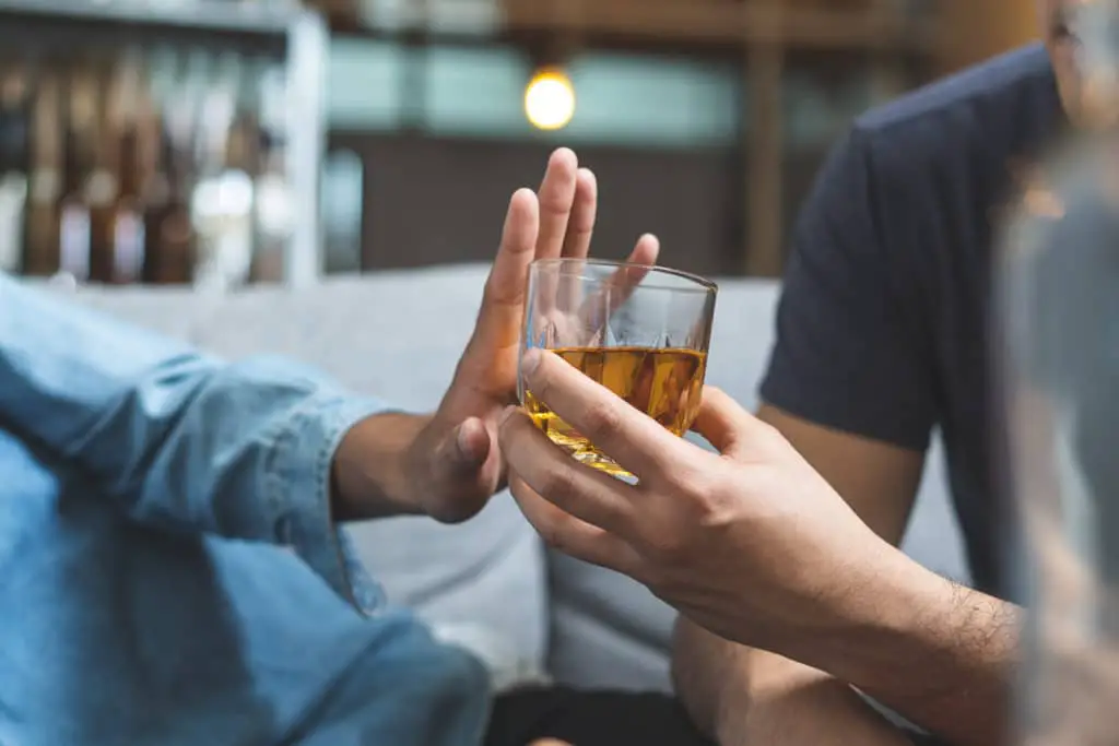 Violenza silenziosa: quando l'alcol degli uomini danneggia donne e bambini %violenza silenziosa: quando l'alcol degli uomini danneggia donne e bambinicount(title)% Violenza silenziosa: quando l'alcol degli uomini danneggia donne e bambini