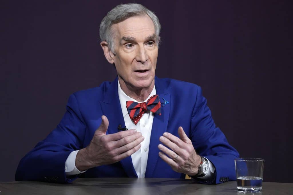 Bill nye guida gli scienziati a capitol hill: la protesta contro i tagli di trump alla nasa %bill nye guida gli scienziati a capitol hill: la protesta contro i tagli di trump alla nasacount(title)% Bill nye