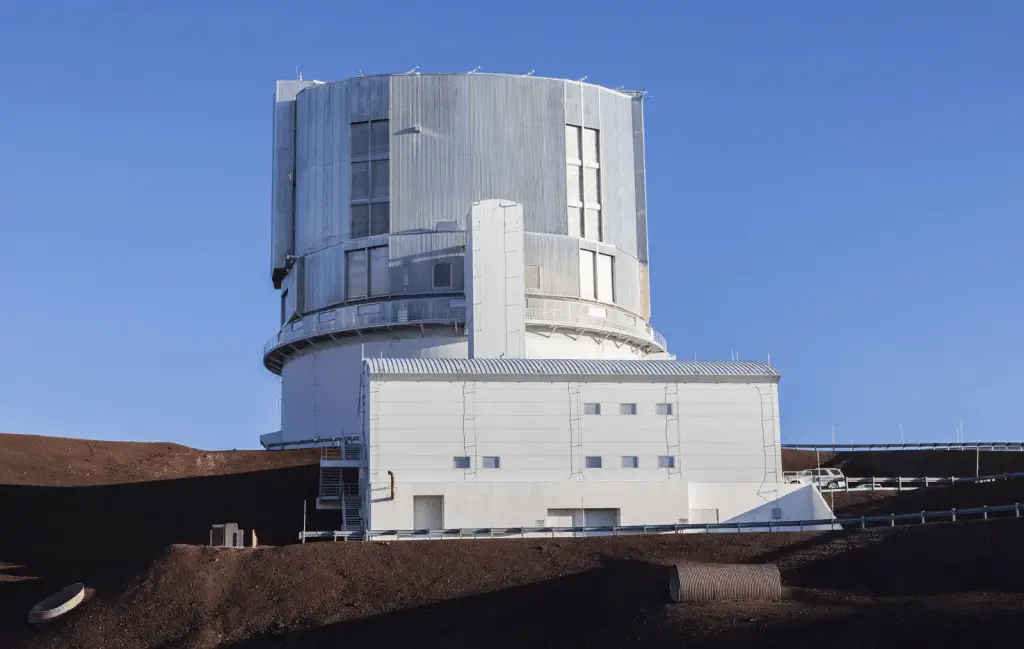 Subaru scopre un pianeta gigante e una nana bruna: oasis apre la strada al roman space telescope