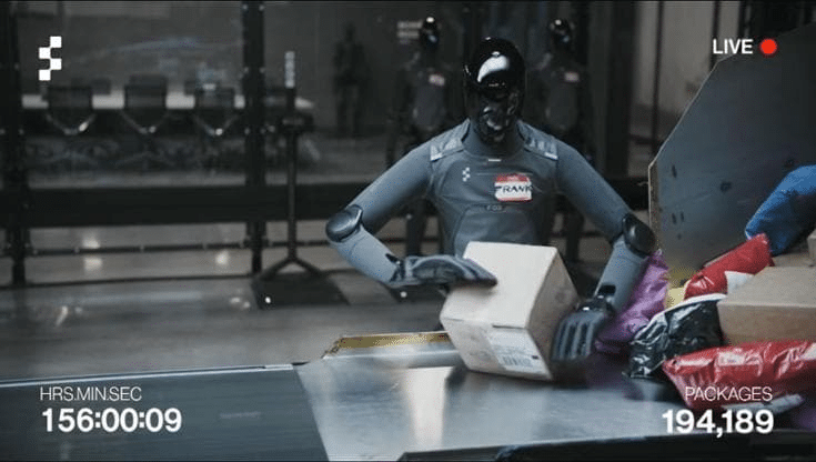 Robot umanoide figure lavora 200 ore senza fermarsi